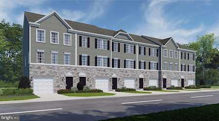 108 Jonagold Dr Glassboro, NJ 08028