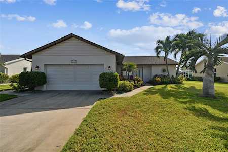 5007 Mangrove Point Rd Bradenton, FL 34210