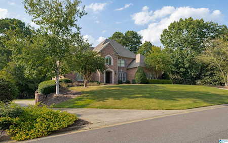 835 Bishops Court Hoover, AL 35242