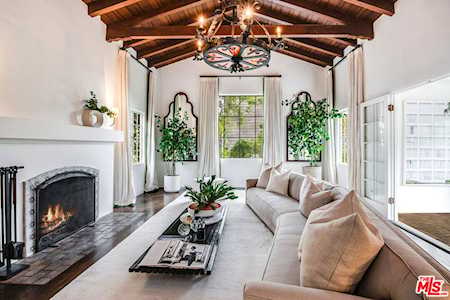 5655 Briarcliff Rd Los Angeles, CA 90068