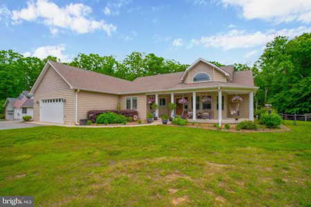 6890 Annapolis Woods Rd La Plata, MD 20646