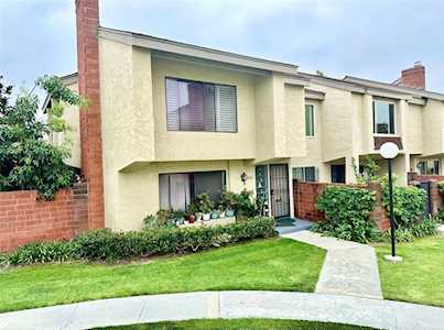 1032 W Lamark Ln Anaheim, CA 92802