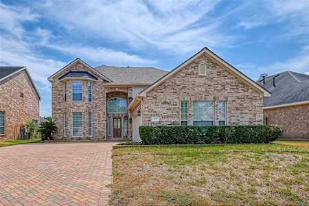14327 Tasmania Ct Sugar Land, TX 77498