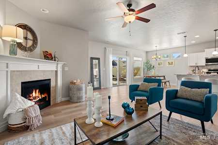 2958 N Zion Park Ave Meridian, ID 83646