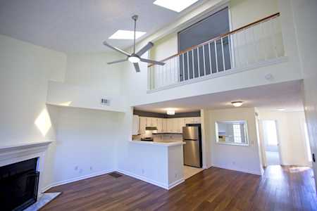 5240 Village Way Nashville, TN 37211