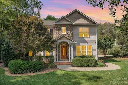 5816 Sharon Rd Charlotte, NC 28210