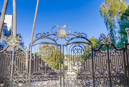 900 W Quince Street San Diego, CA 92103