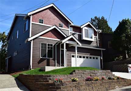 9302 52nd Ave S Seattle, WA 98118