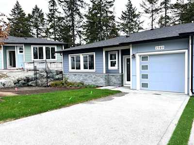 1949 West Park Lane View Royal, BC V9B 3R9
