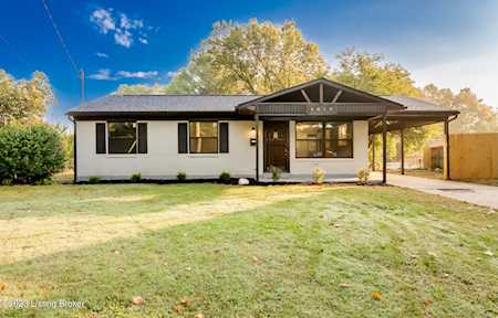 4819 Determine Ln Louisville, KY 40216