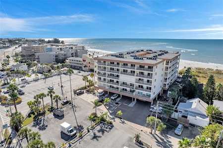13000 Gulf Ln #103 Madeira Beach, FL 33708