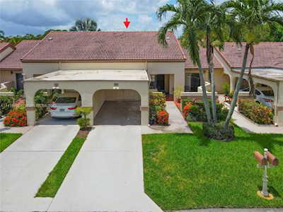 5746 E Parkwalk Cir E Boynton Beach, FL 33472