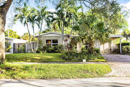 304 W Park Drive Fort Lauderdale, FL 33315