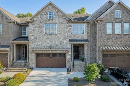 6723 Fairway Row Ln Charlotte, NC 28277