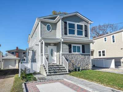 15 Firwood Rd Port Washington, NY 11050
