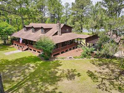 387 Southshore Drive Ochlocknee, GA 31773