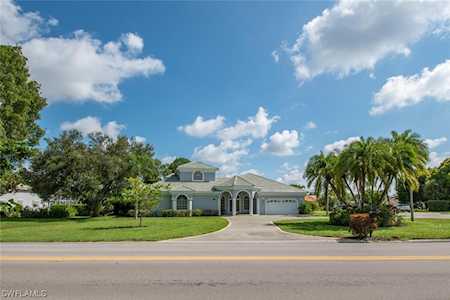 370 Belville Blvd Naples, FL 34104