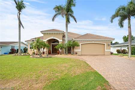 1930 SE 36th St Cape Coral, FL 33904