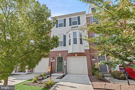 637 Warblers Perch Way Glen Burnie, MD 21060