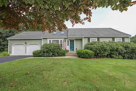6 Waubeeka Springs Rd Hudson, NH 03051