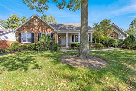 736 Cedar Field Ct Chesterfield, MO 63017