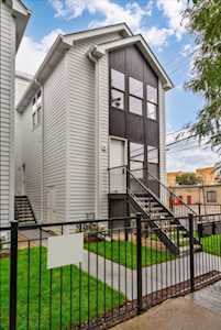 1940 N Sawyer Ave #1 Chicago, IL 60647