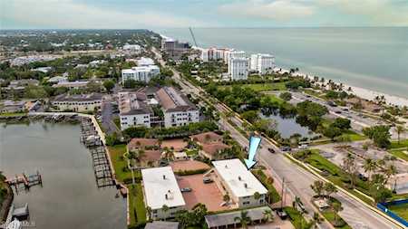 1550 N Gulf Shore Blvd #W3 Naples, FL 34102