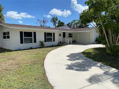 25 Harwich CIRCLE Englewood, FL 34223