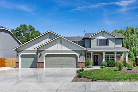 2038 E Meadow Creek Dr Meridian, ID 83646