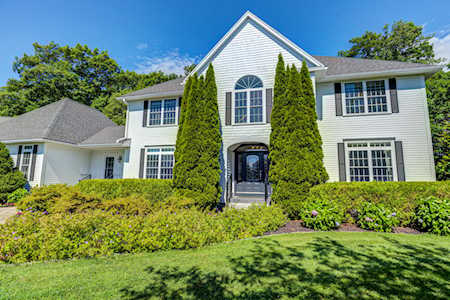 97 Ocean Heights Ln Ogunquit, ME 03907