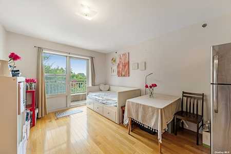 93-05 37th Ave #2D Jackson Heights, NY 11372