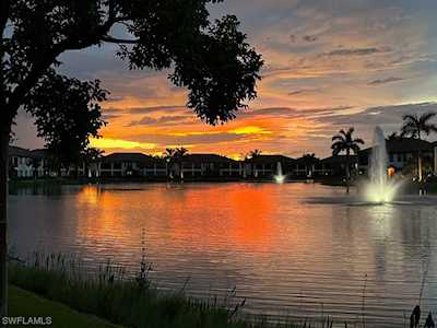 15141 Palmer Lake Circle #102 Naples, FL 34109