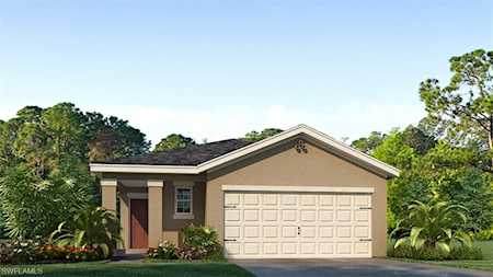 2805 Star Coral Dr North Fort Myers, FL 33903