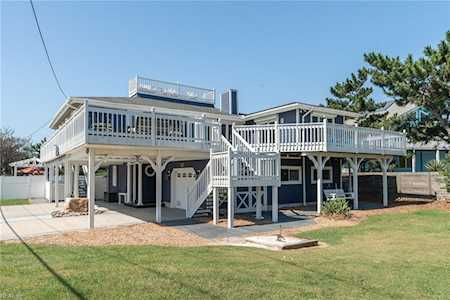 3081 Sandpiper Rd Virginia Beach, VA 23456