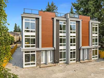 309 N 138th St #D Seattle, WA 98133