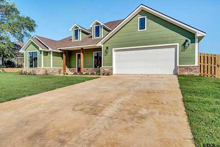 16213 Clearview Dr Lindale, TX 75771
