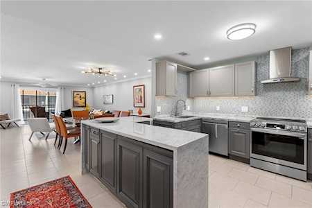 9395 Pennsylvania Ave #18 Bonita Springs, FL 34135