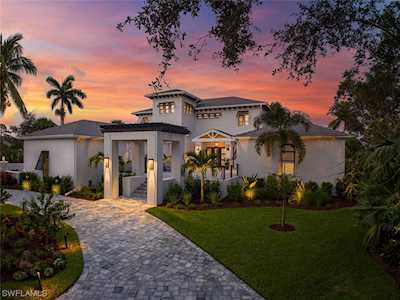 3790 Bay Creek Dr Bonita Springs, FL 34134