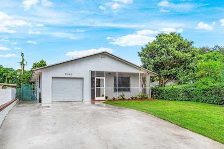 5341 Garfield Road Delray Beach, FL 33484
