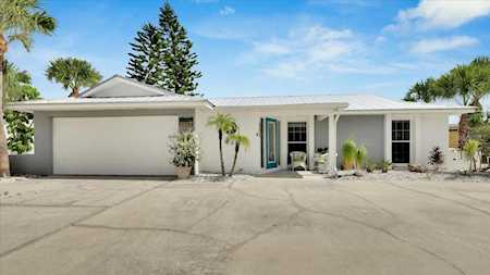 6511 Abaco Dr Apollo Beach, FL 33572