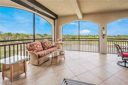 2555 Marquesa Royale Ln #1-301 Naples, FL 34109