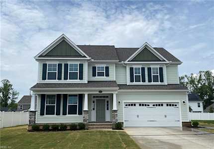217 Werdna Ln Chesapeake, VA 23322