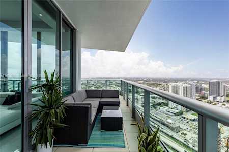 900 Biscayne Blvd #5012 Miami, FL 33132