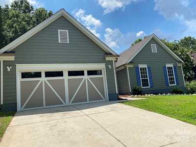 8413 Duckwood Ln Charlotte, NC 28215
