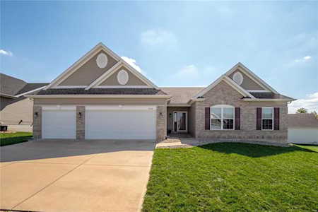 1446 Noyack Dr O'fallon, MO 63366