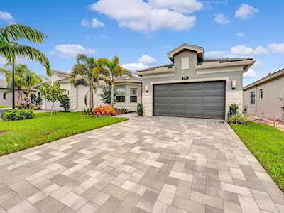 12879 Parrot Pond Road Boynton Beach, FL 33473