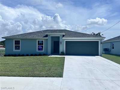 3972 Washington Ave Fort Myers, FL 33916