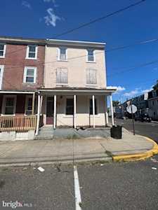 525 York St Burlington, NJ 08016