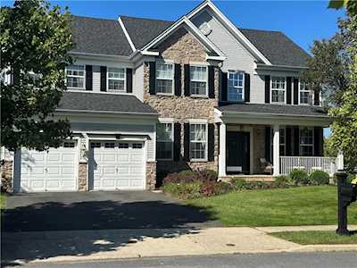 3482 Knerr Dr Macungie, PA 18062