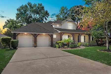 31327 Bearing Star Ln Tomball, TX 77375